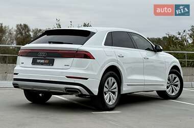 Внедорожник / Кроссовер Audi Q8 2025 в 