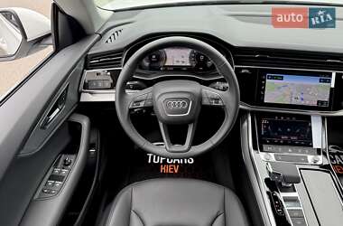 Внедорожник / Кроссовер Audi Q8 2025 в 