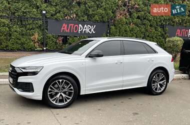 Внедорожник / Кроссовер Audi Q8 2020 в Киеве