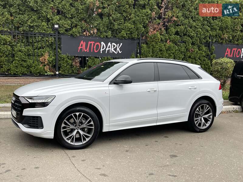 Audi Q8 2020