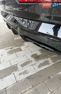Внедорожник / Кроссовер Audi Q8 2023 в 