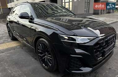 Внедорожник / Кроссовер Audi Q8 2023 в 