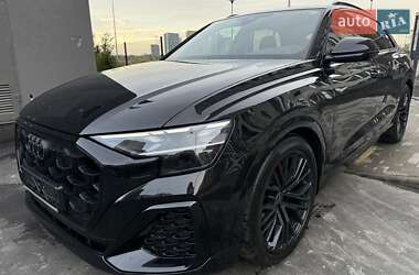 Внедорожник / Кроссовер Audi Q8 2023 в 