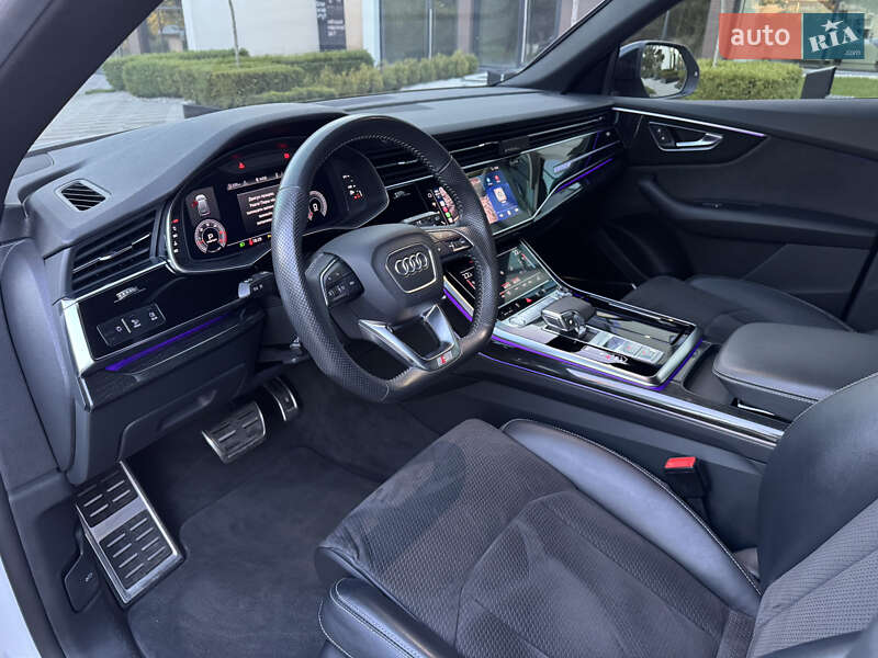 Внедорожник / Кроссовер Audi Q8 2019 в Ужгороде