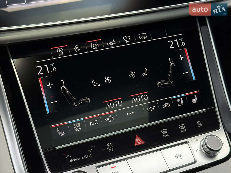 Внедорожник / Кроссовер Audi Q8 2020 в Тернополе