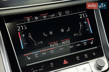 Внедорожник / Кроссовер Audi Q8 2020 в 