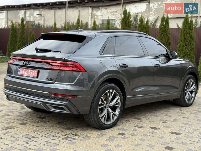 Внедорожник / Кроссовер Audi Q8 2020 в Тернополе