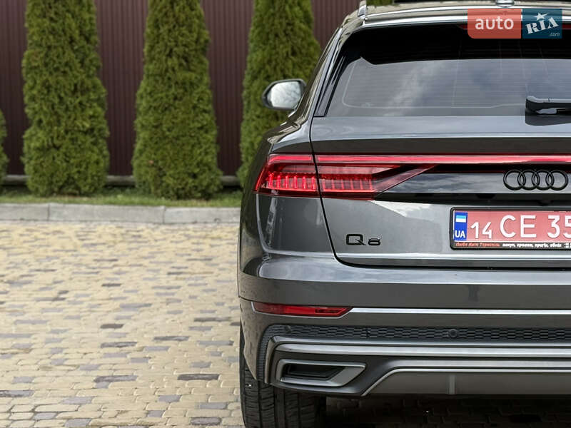Внедорожник / Кроссовер Audi Q8 2020 в Тернополе
