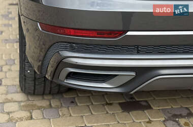 Внедорожник / Кроссовер Audi Q8 2020 в 