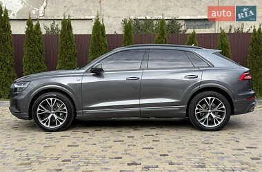 Внедорожник / Кроссовер Audi Q8 2020 в 