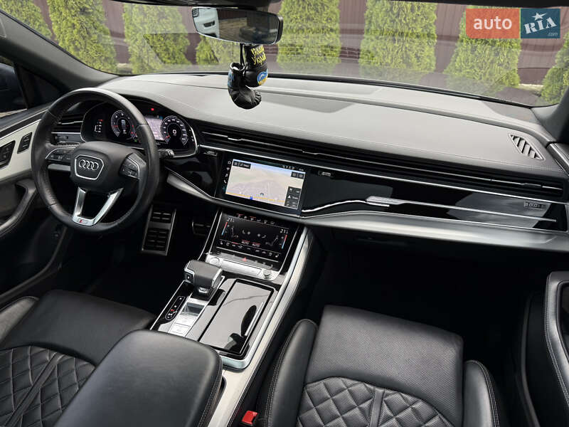 Внедорожник / Кроссовер Audi Q8 2020 в Тернополе