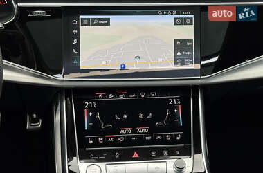 Внедорожник / Кроссовер Audi Q8 2020 в 