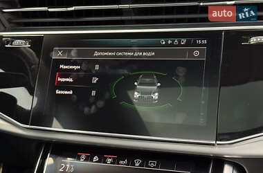Внедорожник / Кроссовер Audi Q8 2020 в 