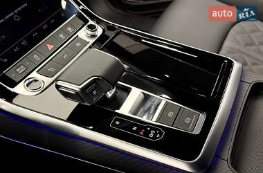 Внедорожник / Кроссовер Audi Q8 2025 в 