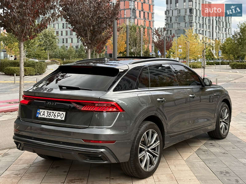 Внедорожник / Кроссовер Audi Q8 2019 в Киеве