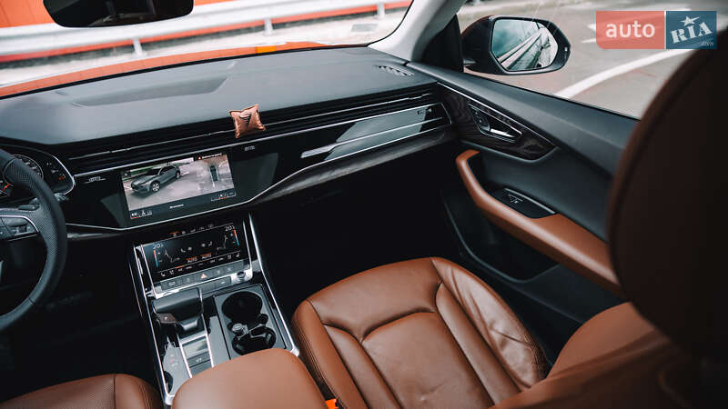 Внедорожник / Кроссовер Audi Q8 2018 в Киеве