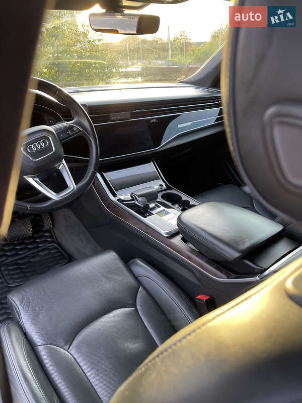 Внедорожник / Кроссовер Audi Q8 2018 в Львове