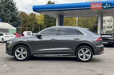 Внедорожник / Кроссовер Audi Q8 2018 в 