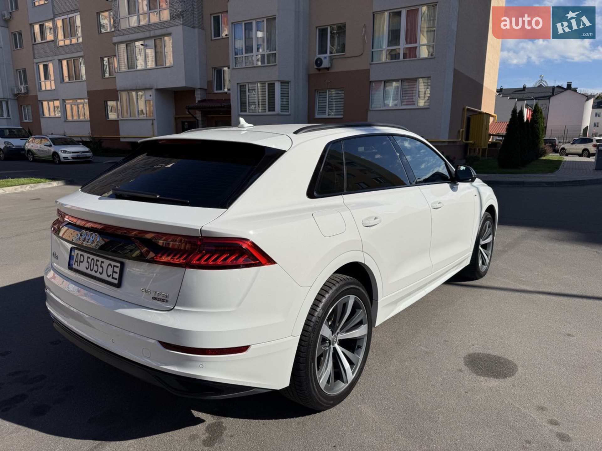 2019 Audi Q8 - мініатюра 4