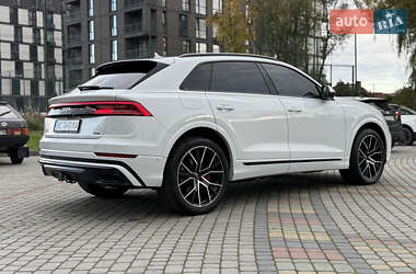 Внедорожник / Кроссовер Audi Q8 2020 в 