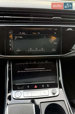 Внедорожник / Кроссовер Audi Q8 2020 в 