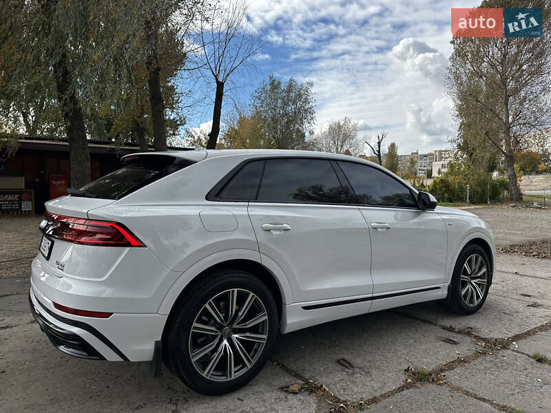 Внедорожник / Кроссовер Audi Q8 2019 в Киеве фото 6 Внедорожник / Кроссовер Audi Q8 2019 в Киеве