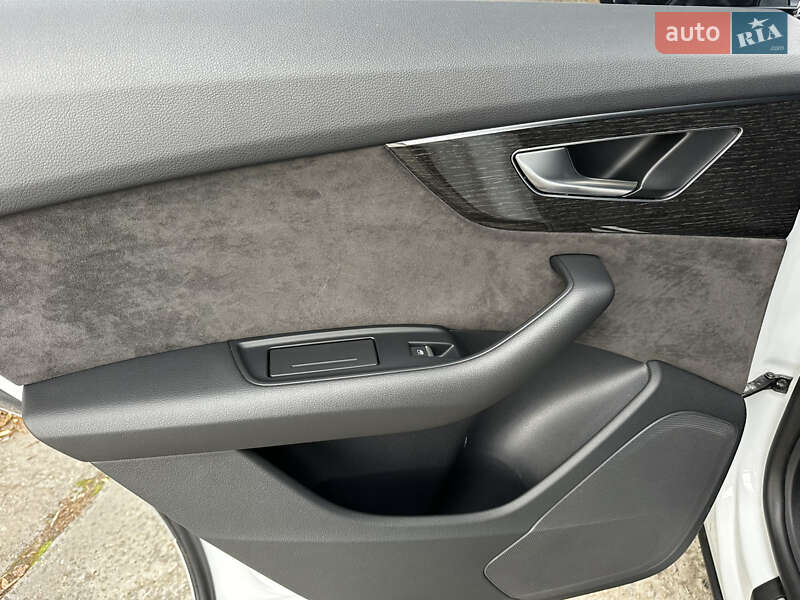 Внедорожник / Кроссовер Audi Q8 2019 в Киеве фото 43 Внедорожник / Кроссовер Audi Q8 2019 в Киеве