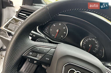 Позашляховик / Кросовер Audi Q8 2019 в 