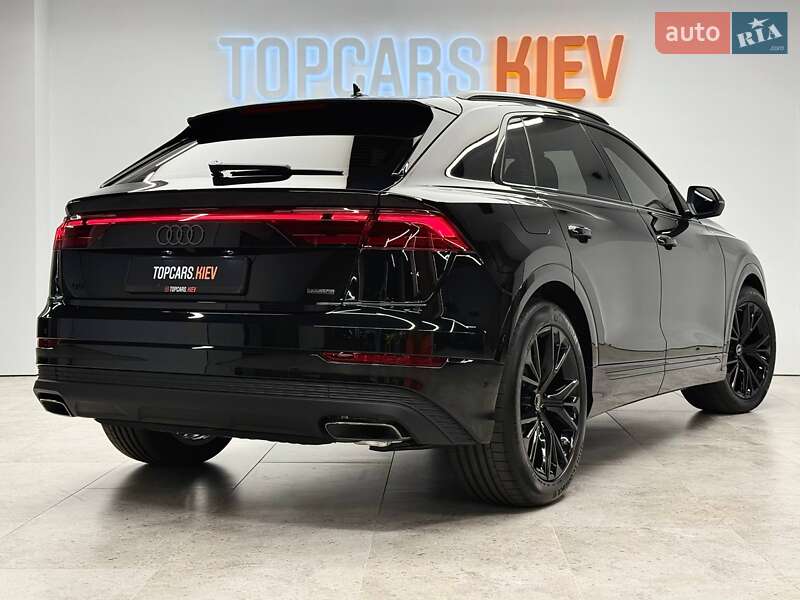 Позашляховик / Кросовер Audi Q8 2025 в Києві