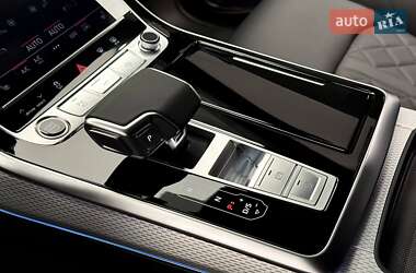Внедорожник / Кроссовер Audi Q8 2025 в 