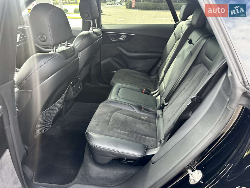 Позашляховик / Кросовер Audi Q8 2020 в Одесі