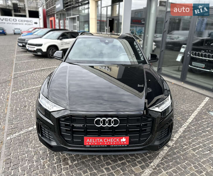 Внедорожник / Кроссовер Audi Q8 2021 в Днепре