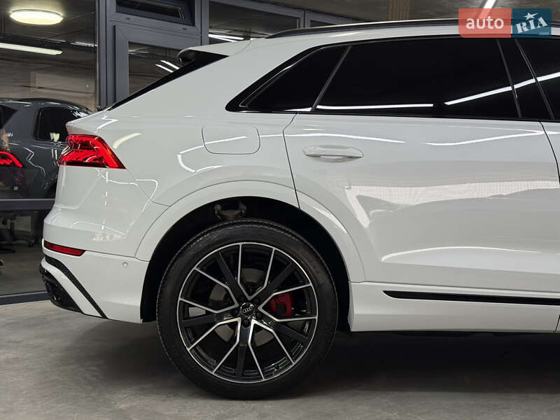 Позашляховик / Кросовер Audi Q8 2018 в Одесі фото 18 Позашляховик / Кросовер Audi Q8 2018 в Одесі