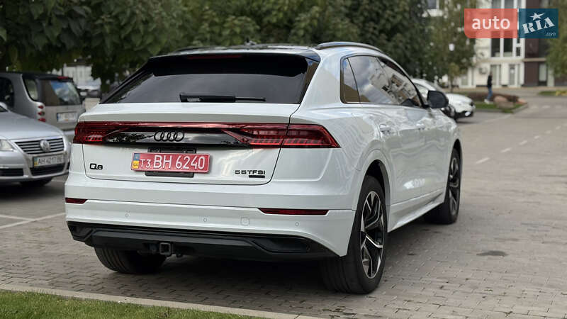 Внедорожник / Кроссовер Audi Q8 2019 в Киеве