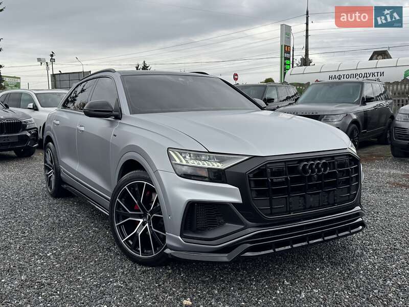 Внедорожник / Кроссовер Audi Q8 2019 в Тернополе