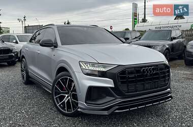 Позашляховик / Кросовер Audi Q8 2019 в 