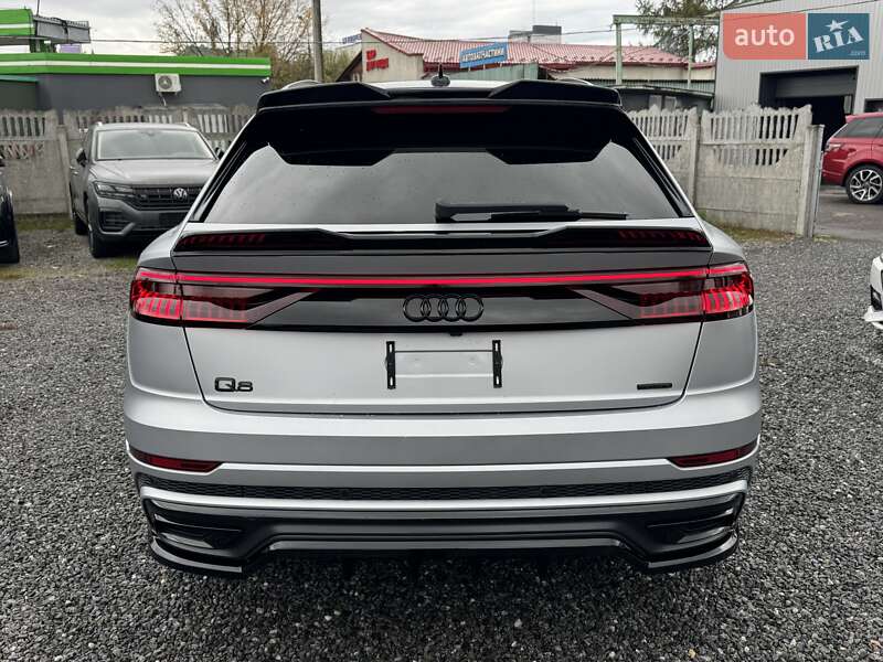 Внедорожник / Кроссовер Audi Q8 2019 в Тернополе