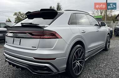 Позашляховик / Кросовер Audi Q8 2019 в 