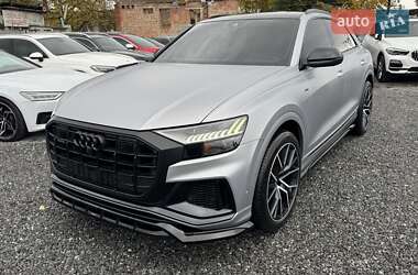 Позашляховик / Кросовер Audi Q8 2019 в 