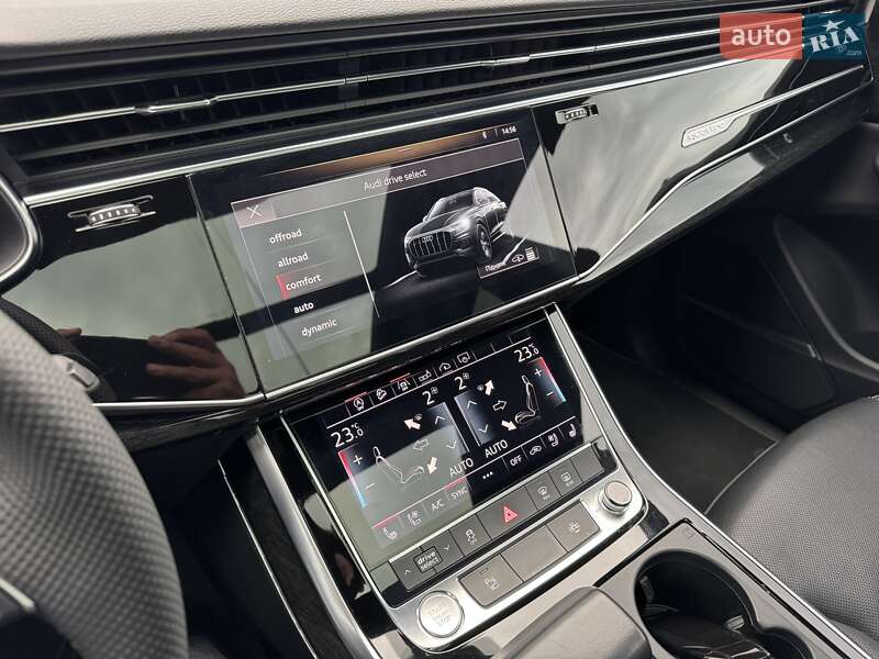 Внедорожник / Кроссовер Audi Q8 2019 в Тернополе