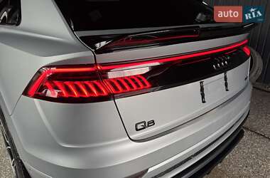 Позашляховик / Кросовер Audi Q8 2019 в 