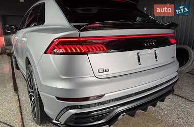 Позашляховик / Кросовер Audi Q8 2019 в 