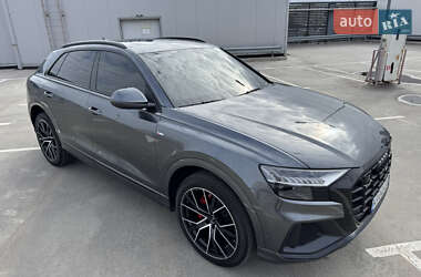 Внедорожник / Кроссовер Audi Q8 2021 в  фото 7 Внедорожник / Кроссовер Audi Q8 2021 в