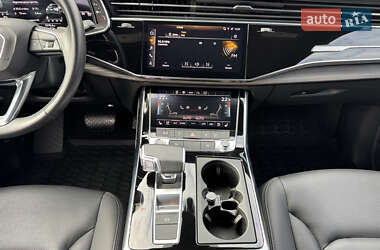 Внедорожник / Кроссовер Audi Q8 2021 в  фото 29 Внедорожник / Кроссовер Audi Q8 2021 в