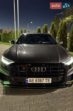 Позашляховик / Кросовер Audi Q8 2018 в  фото 4 Позашляховик / Кросовер Audi Q8 2018 в