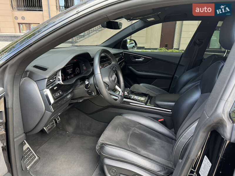 Внедорожник / Кроссовер Audi Q8 2019 в Харькове
