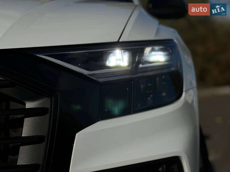 Внедорожник / Кроссовер Audi Q8 2018 в Кривом Роге