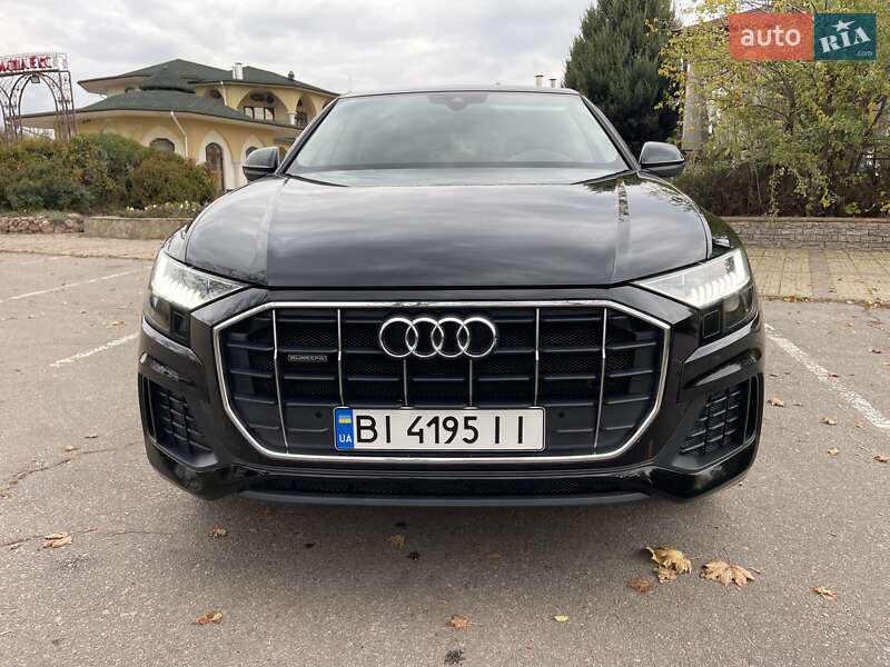 Позашляховик / Кросовер Audi Q8 2020 в Києві фото 3 Позашляховик / Кросовер Audi Q8 2020 в Києві