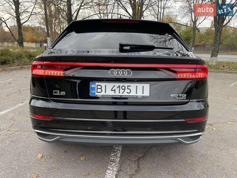 Позашляховик / Кросовер Audi Q8 2020 в Києві фото 11 Позашляховик / Кросовер Audi Q8 2020 в Києві