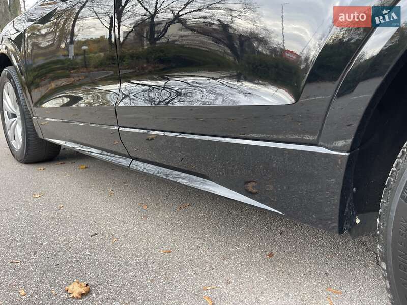 Позашляховик / Кросовер Audi Q8 2020 в Києві фото 22 Позашляховик / Кросовер Audi Q8 2020 в Києві